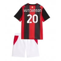 AC Milan Omari Hutchinson #20 Hemmatröja Barn 2026-27 Kortärmad (+ Korta byxor)
